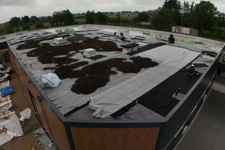 Green Roof at supermarket